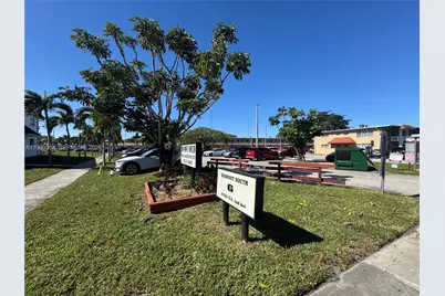 20320 NE 2nd Ave #31, Miami Gardens, FL 33179 - Photo 1