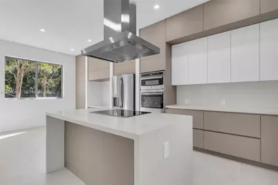 3204 Plaza St, Miami, FL 33133 - Photo 1