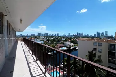 2903 N Miami Beach Blvd #707, North Miami Beach, FL 33160 - Photo 1