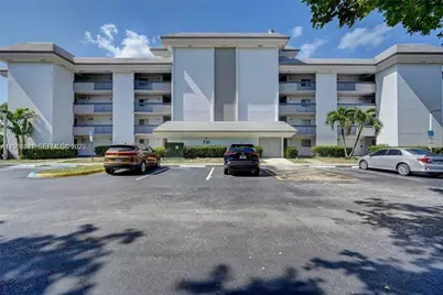 731 N Pine Island Rd #202, Plantation, FL 33324 - Photo 1
