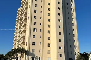900 NE 18th Ave, Fort Lauderdale, FL 33304 - Photo 1