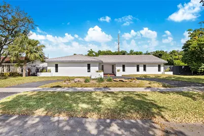 1925 NE 214th Ter, Miami, FL 33179 - Photo 1