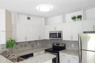 19877 E Country Club Dr, Aventura, FL 33180 - Photo 1