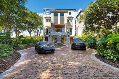 5860 Paradise Point Dr, Palmetto Bay, FL 33157 - Photo 1