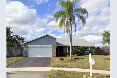 9425 NW 46th St, Sunrise, FL 33351 - Photo 1