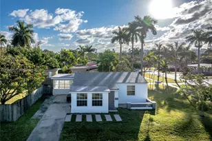 1621 S 16th Ave, Hollywood, FL 33020 - Photo 1