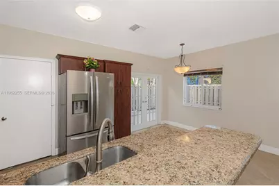 9481 Stanley Ln #9481, Tamarac, FL 33321 - Photo 1