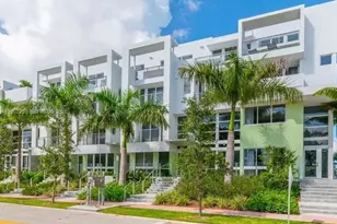 89 N Shore Dr, Miami Beach, FL 33141 - Photo 1