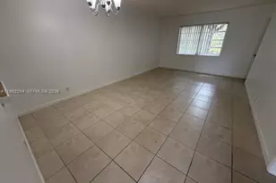 301 Cambridge Rd, Hollywood, FL 33024 - Photo 1