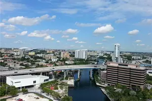 185 SW 7th St, Miami, FL 33130 - Photo 1