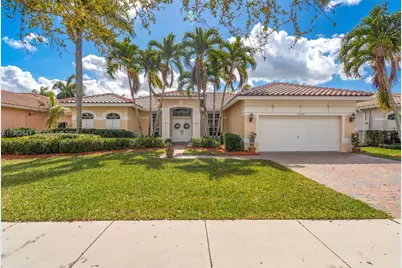 16400 NW 15th St, Pembroke Pines, FL 33028 - Photo 1
