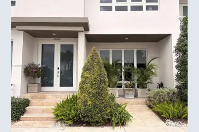 10416 NW 66th St, Doral, FL 33178 - Photo 1