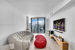 121 NE 34th St, Miami, FL 33137 - Photo 1