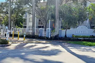 8520 SW 212th St, Cutler Bay, FL 33189 - Photo 1