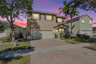 3455 NE 1st St, Homestead, FL 33033 - Photo 1