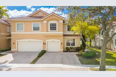 12464 SW 42nd St, Miramar, FL 33027 - Photo 1