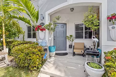 2947 SE 15th Ter, Homestead, FL 33035 - Photo 1