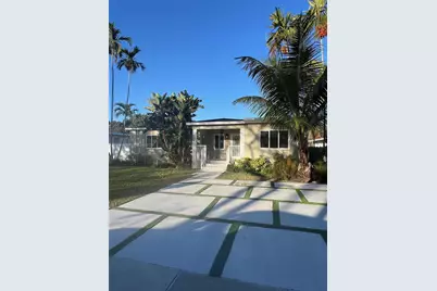 424 La Villa Dr #1, Miami Springs, FL 33166 - Photo 1