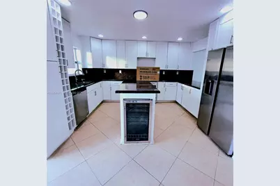 3920 Woodside Dr #8, Coral Springs, FL 33065 - Photo 1