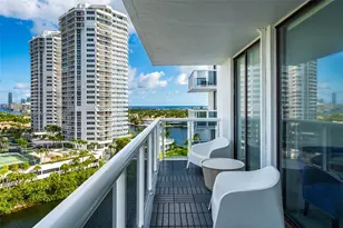 20505 E Country Club Dr, Aventura, FL 33180 - Photo 1