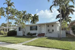 926 Polk St, Hollywood, FL 33019 - Photo 1