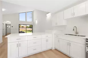 10675 NW 30th Pl, Sunrise, FL 33322 - Photo 1