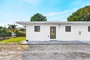555 NW 94th St, Miami, FL 33150 - Photo 1