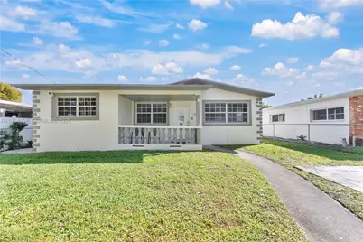 16895 NE 4th Pl, North Miami Beach, FL 33162 - Photo 1