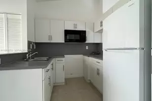 1210 San Remo Cir, Homestead, FL 33035 - Photo 1