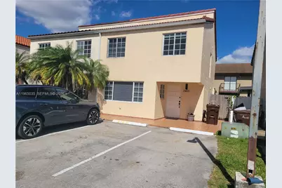 2425 W 54th Pl #13, Hialeah, FL 33016 - Photo 1