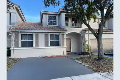 821 NW 130th Ave #821, Pembroke Pines, FL 33028 - Photo 1