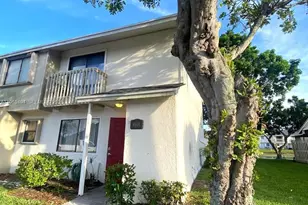 4601 Pier Dr, Greenacres, FL 33463 - Photo 1