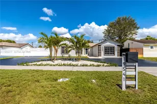 19541 NW 57th Ct, Hialeah, FL 33015 - Photo 1