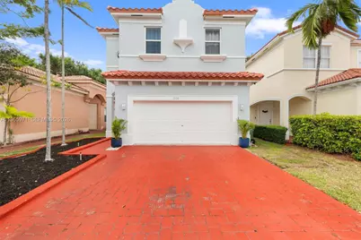 2328 NE 37th Ter, Homestead, FL 33033 - Photo 1
