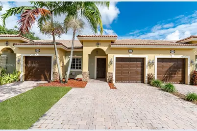 1207 NE 32nd Ter #1207, Homestead, FL 33033 - Photo 1