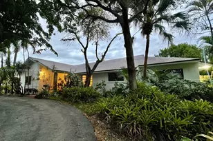8501 SW 178th St, Palmetto Bay, FL 33157 - Photo 1
