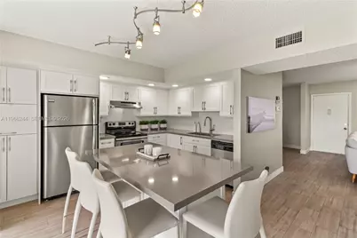5130 Las Verdes Cir #107, Delray Beach, FL 33484 - Photo 1
