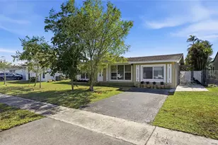 11420 NW 32nd Pl, Sunrise, FL 33323 - Photo 1