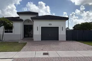 27607 SW 133rd Pl, Homestead, FL 33032 - Photo 1