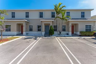 465 NE 5th Pl #465, Florida City, FL 33034 - Photo 1