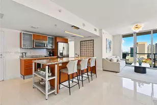 185 SW 7th St, Miami, FL 33130 - Photo 1