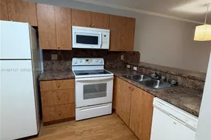 9993 Nob Hill Ct, Sunrise, FL 33351 - Photo 1