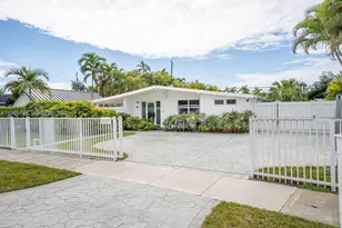 11430 SW 46th St, Miami, FL 33165 - Photo 1