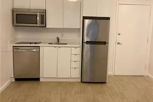 1611 Meridian Ave, Miami Beach, FL 33139 - Photo 1
