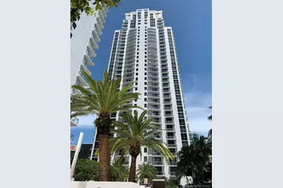 1060 Brickell Ave #3807, Miami, FL 33131 - Photo 1