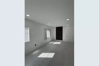 109 NW 6th Ave #5, Miami, FL 33128 - Photo 1