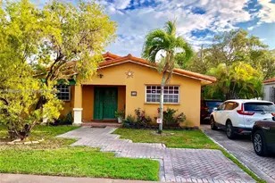 10 Marabella Ave, Coral Gables, FL 33134 - Photo 1