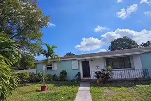 1760 NW 135th St, Miami, FL 33167 - Photo 1