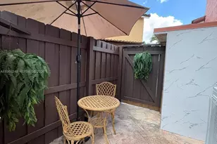 15470 SW 47th St, Miami, FL 33185 - Photo 1