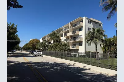 201 180th Dr #112, Sunny Isles Beach, FL 33160 - Photo 1